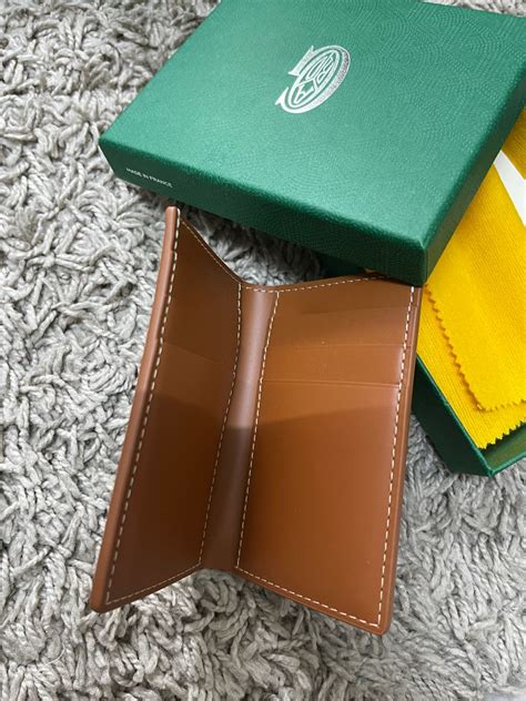 st pierre card wallet